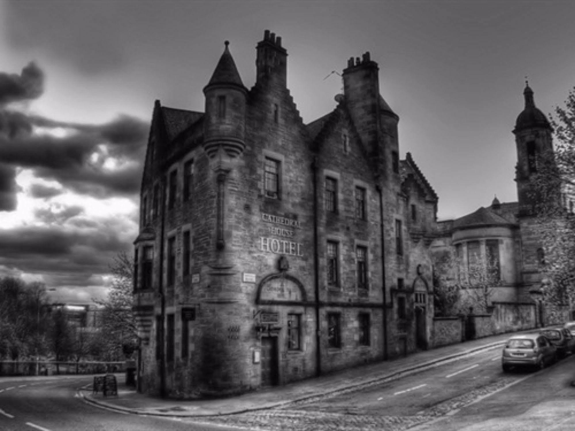 Celentano'S Restaurant With Rooms Glasgow Exterior photo